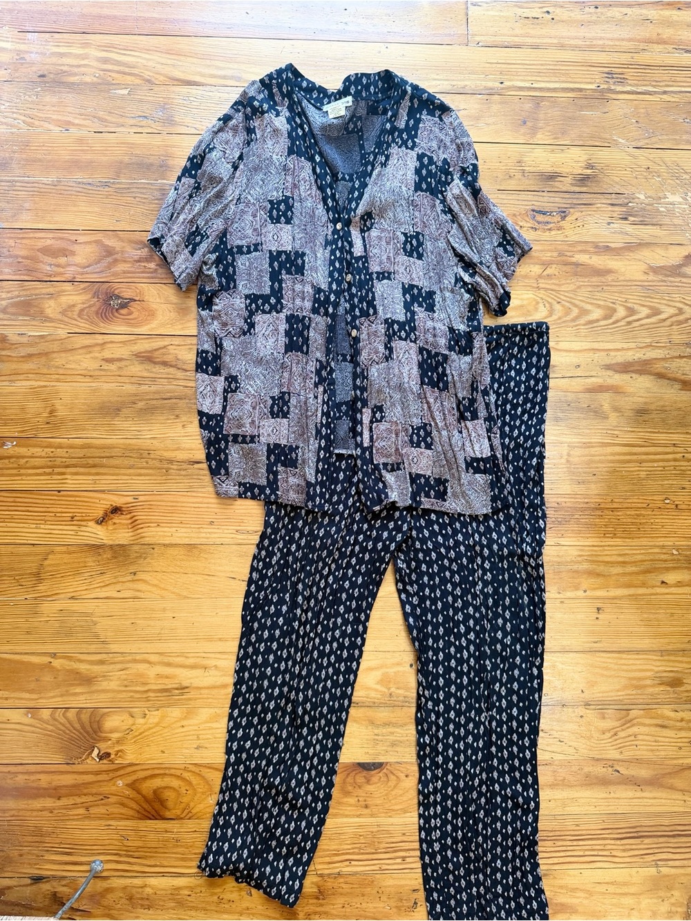 Notations Black and Tan Printed Two-Piece Pant Set